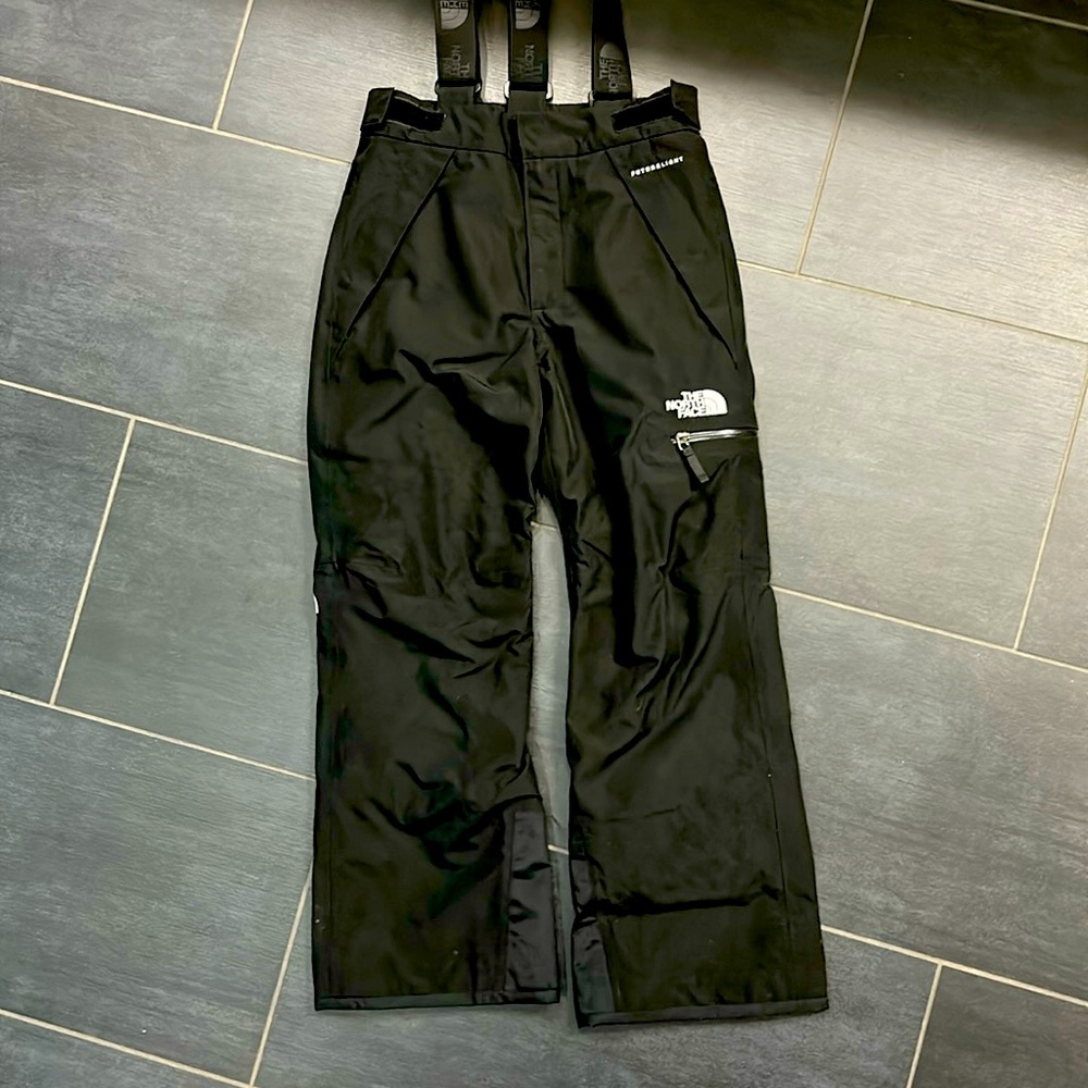 Boys Medium (10-12) Black North Face Ski Pants